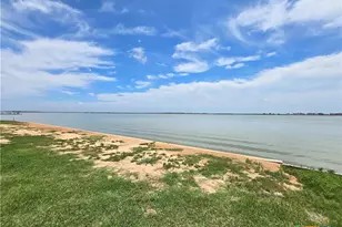 2182 W Bayshore Dr, Palacios, TX 77465 - Photo 42