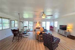 2182 W Bayshore Dr, Palacios, TX 77465 - Photo 14