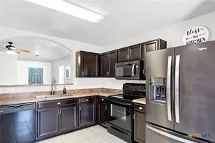 1544 Gateshead Dr, Seguin, TX 78155 - Photo 16