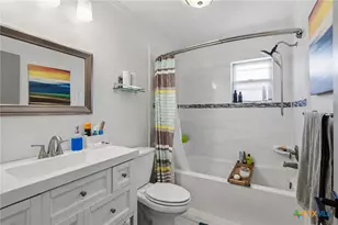 101 Elaine St, Victoria, TX 77904 - Photo 14