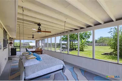 101 Elaine Street, Victoria, TX 77904 - Photo 24