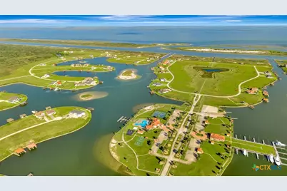 184 E Burgundy Bay, Port O'Connor, TX 77982 - Photo 2