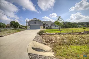 1720 Rocky Ridge Loop, Canyon Lake, TX 78133 - Photo 4
