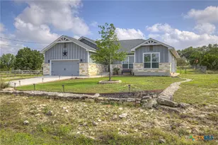 1720 Rocky Ridge Loop, Canyon Lake, TX 78133 - Photo 4