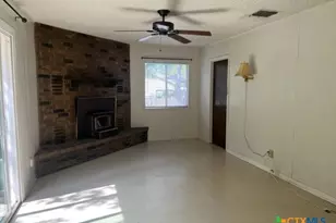 311 Cindy Dr, Canyon Lake, TX 78133 - Photo 8