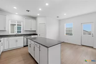 1307 Sky Rdg Ct, Belton, TX 76513 - Photo 6