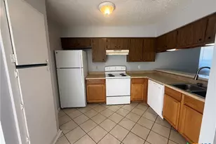 102 Cockerham St, Kyle, TX 78640 - Photo 4