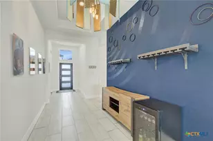 2976 Creek Ridge St, Seguin, TX 78155 - Photo 2