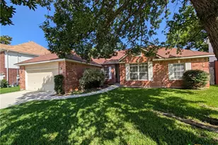 947 River Rock, New Braunfels, TX 78130 - Photo 2