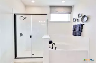 11014 Monument Vly Dr, Austin, TX 78754 - Photo 2
