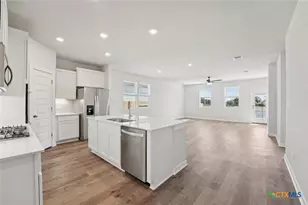 4812 Bridwell Ln, Austin, TX 78754 - Photo 10