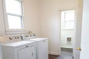 304 Turner St, Yoakum, TX 77995 - Photo 20