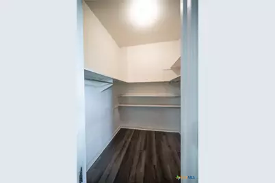 304 Turner Street, Yoakum, TX 77995 - Photo 12