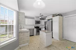 108 Portsmouth Cir, Victoria, TX 77904 - Photo 12