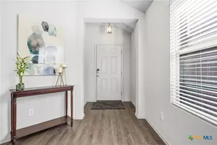 709 Carol Dr, Hutto, TX 78634 - Photo 4
