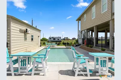 213 Porpoise Drive, Palacios, TX 77465 - Photo 4