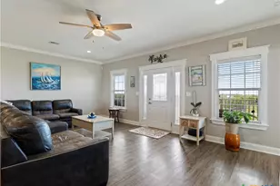 213 Porpoise Dr, Palacios, TX 77465 - Photo 20