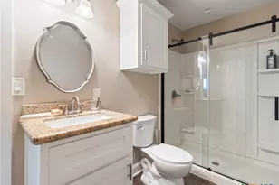 213 Porpoise Dr, Palacios, TX 77465 - Photo 8