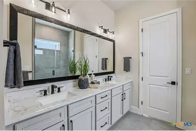 325 Ridgeway Drive, Georgetown, TX 78628 - Photo 22