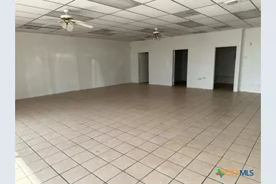 1209 N Virginia Street, Port Lavaca, TX 77979 - Photo 2
