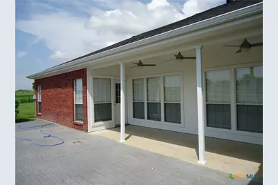 9630 Hunt Hill Road, Rogers, TX 76569 - Photo 22