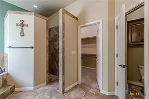 2628 Wolf Lair, New Braunfels, TX 78132 - Photo 16