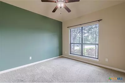 2628 Wolf Lair, New Braunfels, TX 78132 - Photo 18