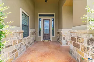 2628 Wolf Lair, New Braunfels, TX 78132 - Photo 6