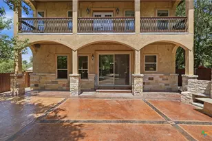 295 N West End Ave, New Braunfels, TX 78130 - Photo 6