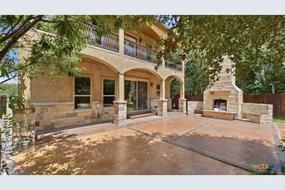 295 N West End Avenue, New Braunfels, TX 78130 - Photo 1