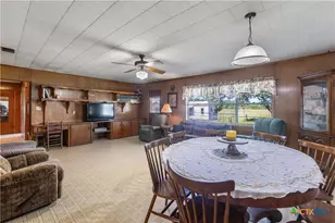 2602 Bootlegger Ln, Yoakum, TX 77995 - Photo 6