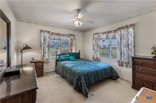 2602 Bootlegger Ln, Yoakum, TX 77995 - Photo 14