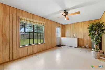 214 E Montana Drive, Shiner, TX 77984 - Photo 28