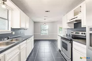 611 N 21st St, Copperas Cove, TX 76522 - Photo 6