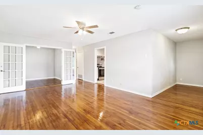 704 Curtiss Avenue, Schertz, TX 78154 - Photo 6