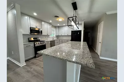 1302 Canary Lane, Seguin, TX 78155 - Photo 6