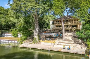 48 River Oak Dr, Seguin, TX 78155 - Photo 2