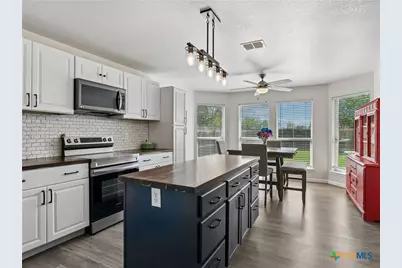 2170 Jolie Court, New Braunfels, TX 78130 - Photo 14