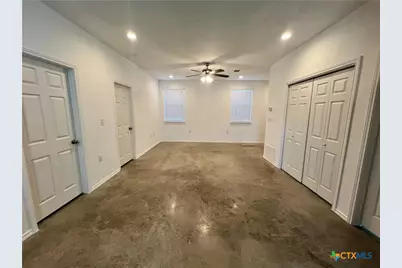 805 Hallie Cove, Lockhart, TX 78644 - Photo 26