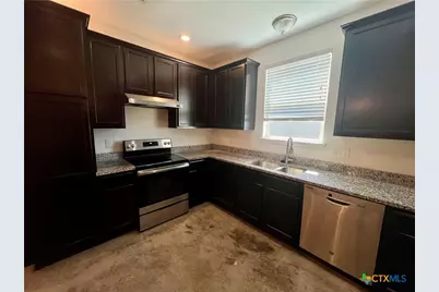 805 Hallie Cove, Lockhart, TX 78644 - Photo 24