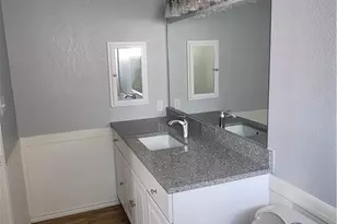 1202 Thorpe Ln, San Marcos, TX 78666 - Photo 6