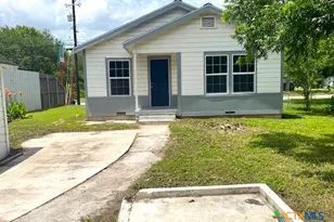 2405 Lone Tree Rd, Victoria, TX 77901 - Photo 10