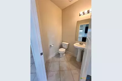 100 Clearlake Drive, Hutto, TX 78634 - Photo 12
