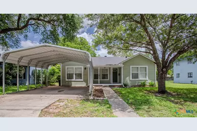 1308 E Park Avenue, Victoria, TX 77901 - Photo 1