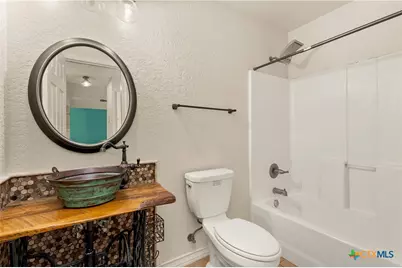 323 Lexington Pass, Canyon Lake, TX 78133 - Photo 14