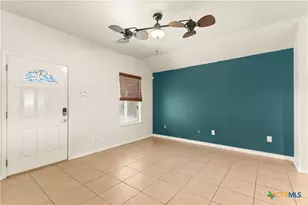 323 Lexington Pass, Canyon Lake, TX 78133 - Photo 6