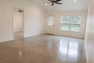 514 Lost Trl, Copperas Cove, TX 76522 - Photo 4