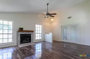 3302 Green Valley Dr, Killeen, TX 76542 - Photo 2