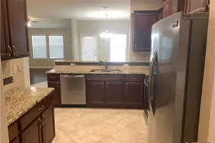 1337 Lauren St, New Braunfels, TX 78130 - Photo 10