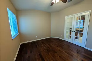 1337 Lauren St, New Braunfels, TX 78130 - Photo 10